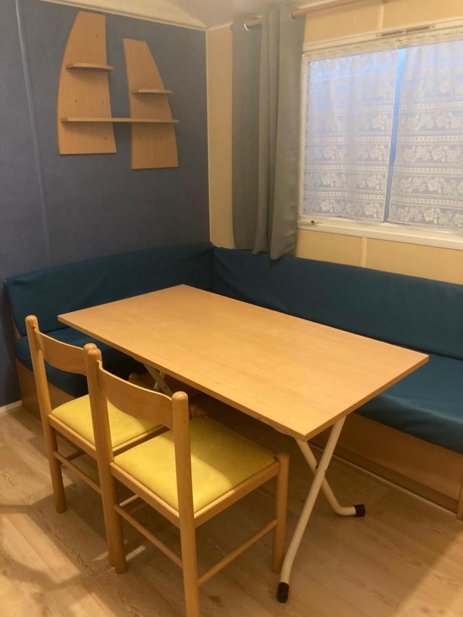Mobil-Home 2 "Camping" Pesmes Exterior foto